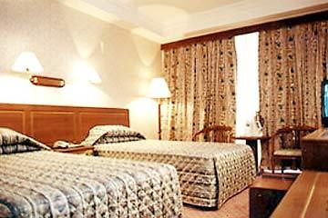 Labour Hotel Zibo Екстериор снимка